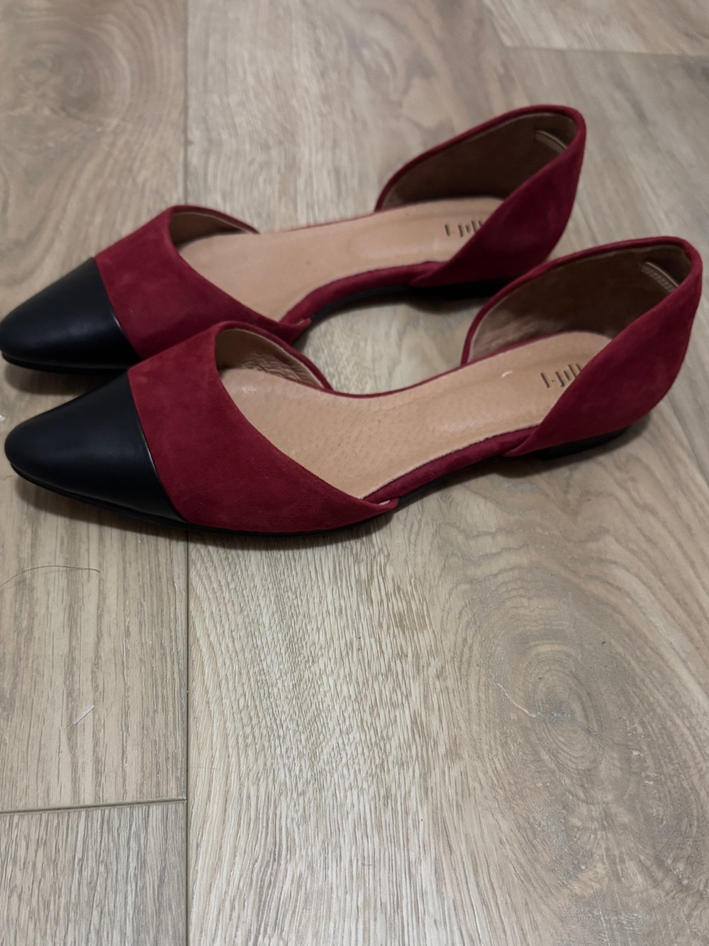 J. Jill D'Orsay Women's Flats w/Contrasting Black Pointed Toe Cap Sz. 10 - Picture 4 of 7